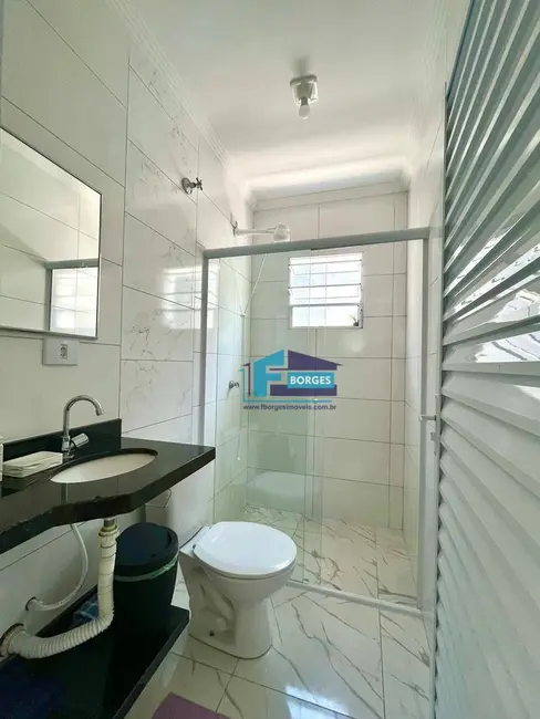 Casa com 1 quarto para alugar, 150m2 em Itanhaem - SP - imagem 6 Foto 6 de Casa com 1 quarto para alugar, 150m2 em Itanhaem - SP