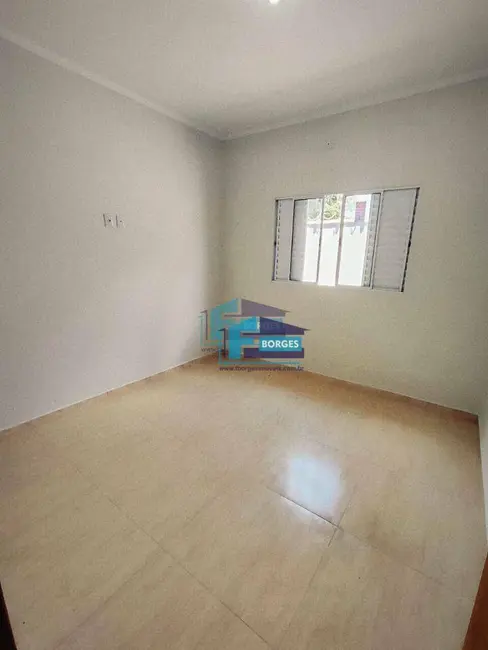 Foto 4 de Casa com 2 quartos à venda, 150m2 em Itanhaem - SP