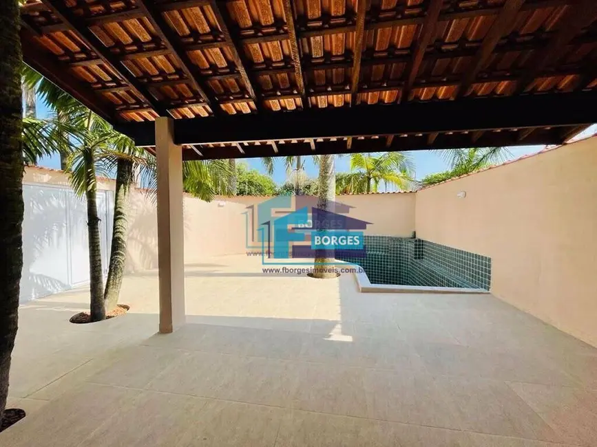 Foto 6 de Casa com 3 quartos à venda, 105m2 em Itanhaem - SP