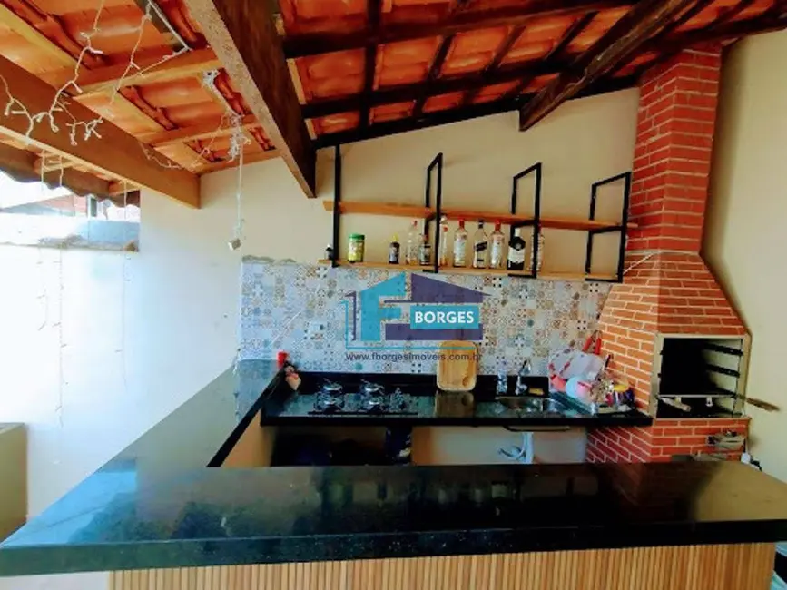 Foto 6 de Casa com 2 quartos à venda, 195m2 em Centro, Mongagua - SP