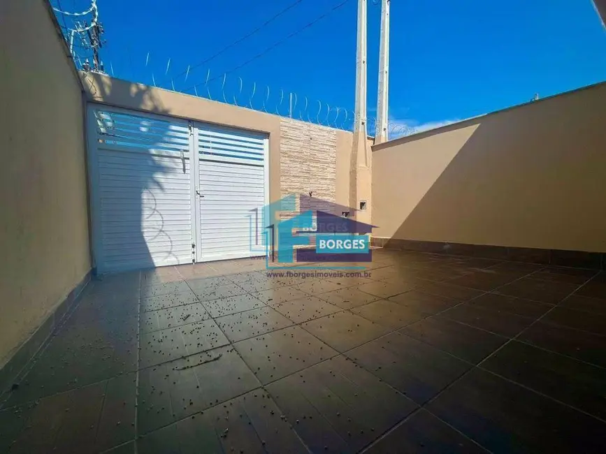 Foto 2 de Casa com 3 quartos à venda, 145m2 em Itanhaem - SP
