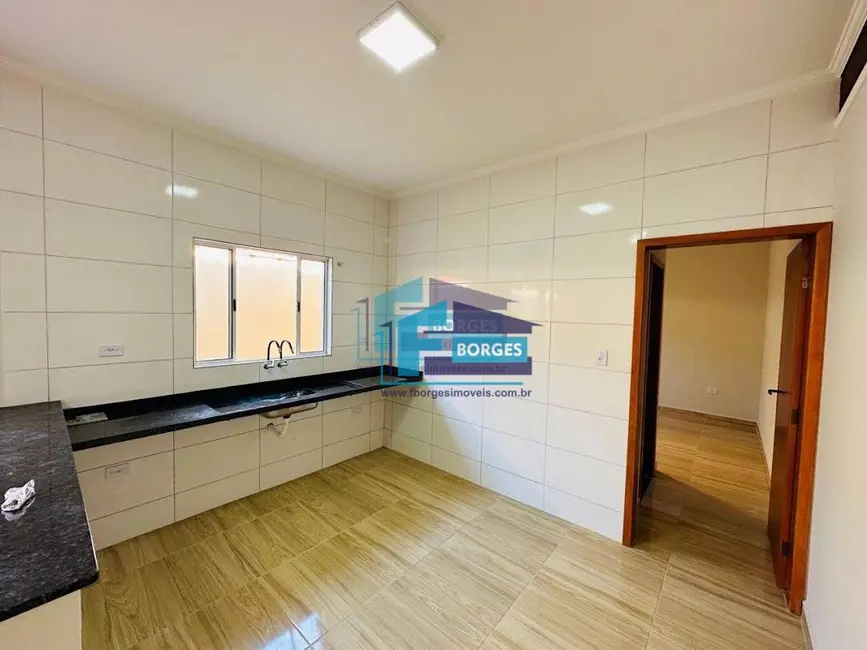 Foto 9 de Casa com 2 quartos à venda, 150m2 em Centro, Mongagua - SP