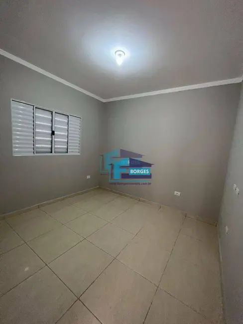 Foto 4 de Casa com 2 quartos à venda, 180m2 em Itanhaem - SP