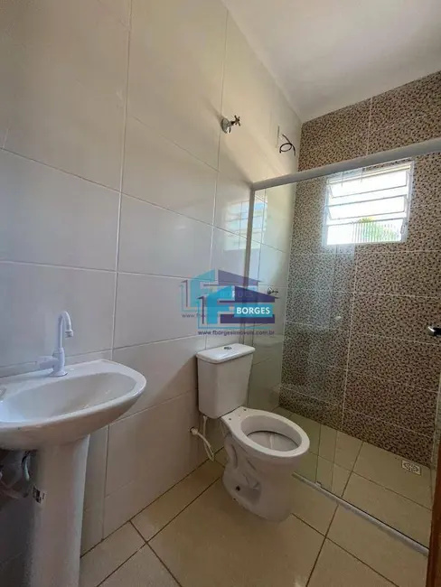 Foto 2 de Casa com 2 quartos à venda, 180m2 em Itanhaem - SP