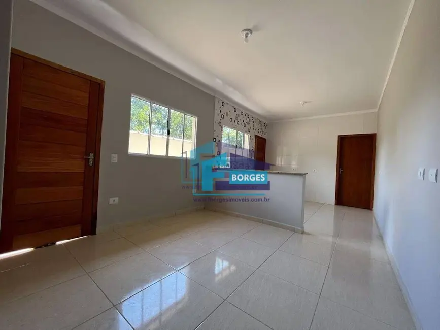 Foto 1 de Casa com 2 quartos à venda, 180m2 em Itanhaem - SP