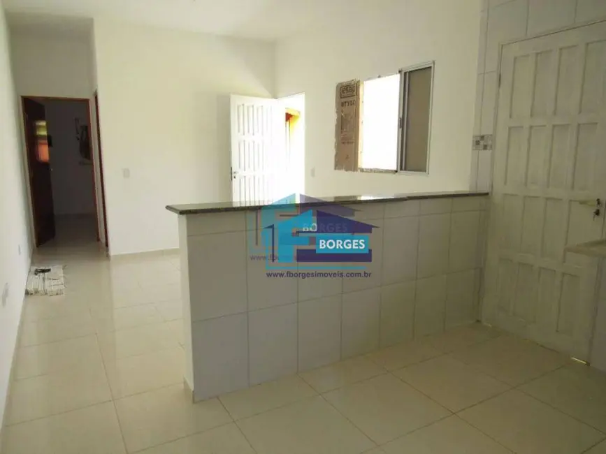 Foto 6 de Casa com 2 quartos à venda, 150m2 em Mongagua - SP