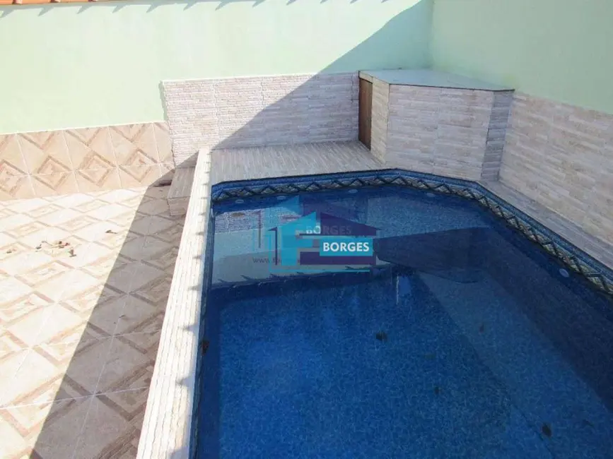 Foto 1 de Casa com 2 quartos à venda, 143m2 em Mongagua - SP