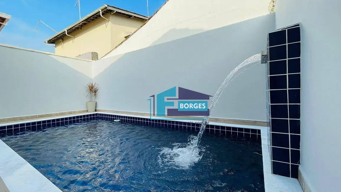 Foto 3 de Casa com 2 quartos à venda, 150m2 em Itanhaem - SP