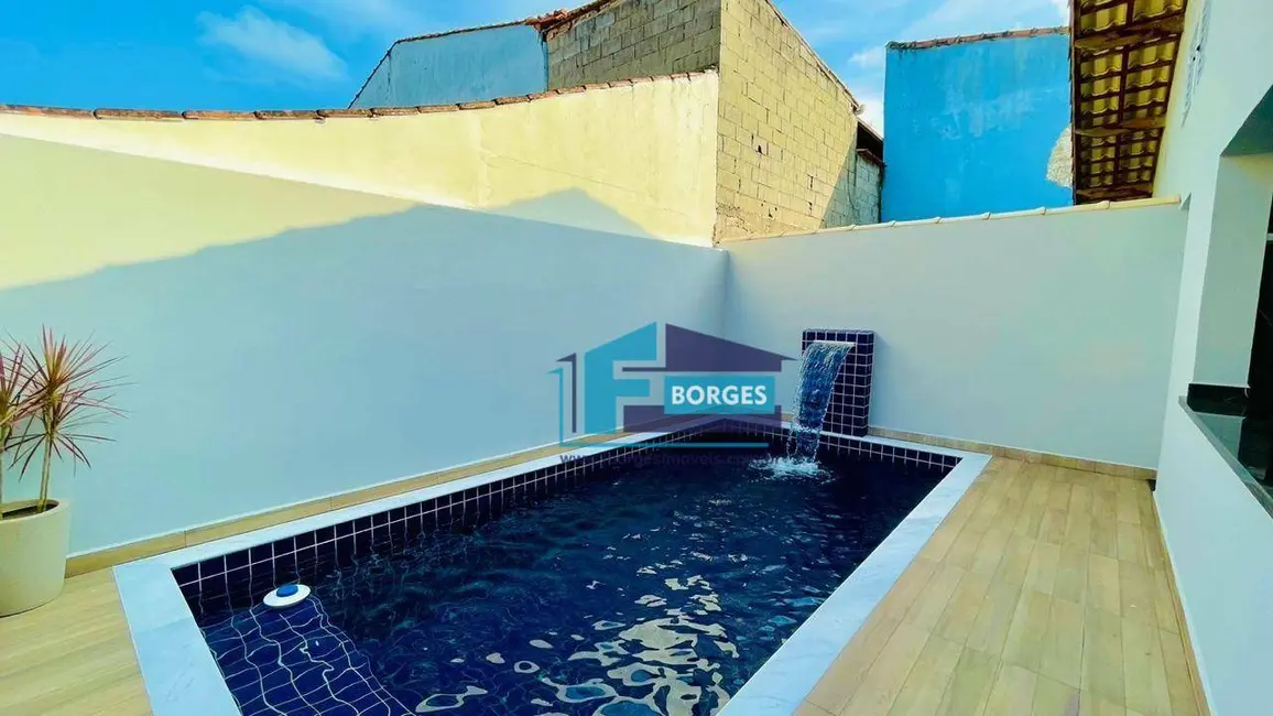 Foto 6 de Casa com 2 quartos à venda, 150m2 em Itanhaem - SP