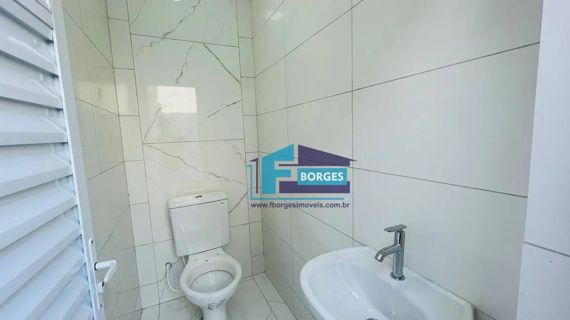 Foto 8 de Casa com 2 quartos à venda, 150m2 em Itanhaem - SP