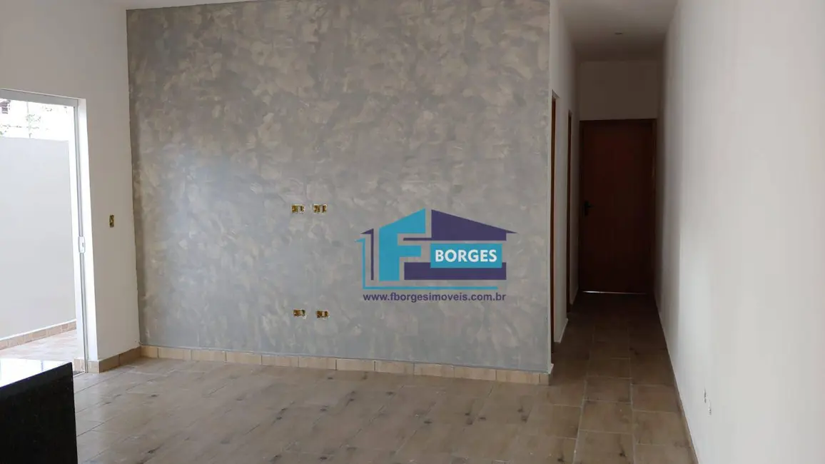 Foto 5 de Casa com 2 quartos à venda, 180m2 em Itanhaem - SP