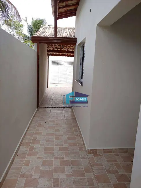 Foto 9 de Casa com 2 quartos à venda, 180m2 em Itanhaem - SP