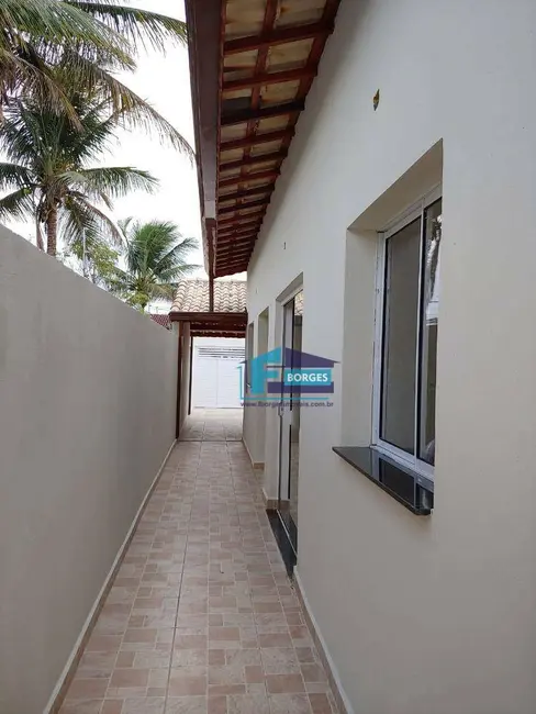 Foto 8 de Casa com 2 quartos à venda, 180m2 em Itanhaem - SP