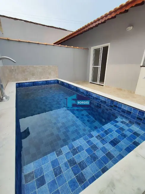 Foto 5 de Casa com 2 quartos à venda, 126m2 em Mongagua - SP