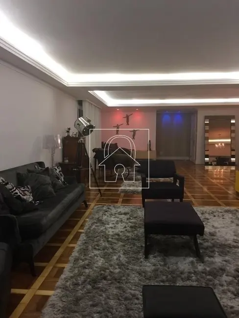 Foto 2 de Apartamento com 3 quartos à venda, 230m2 em Jardim Paulista, São Paulo - SP