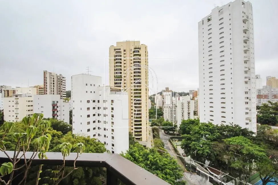Foto 5 de Apartamento com 4 quartos à venda, 247m2 em Real Parque, São Paulo - SP