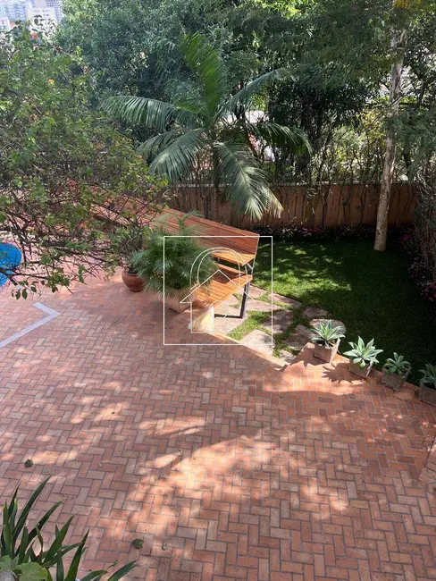 Casa com 4 quartos à venda e para alugar, 460m2 em Vila Romana, São Paulo - SP - imagem 9 Foto 9 de Casa com 4 quartos à venda e para alugar, 460m2 em Vila Romana, São Paulo - SP