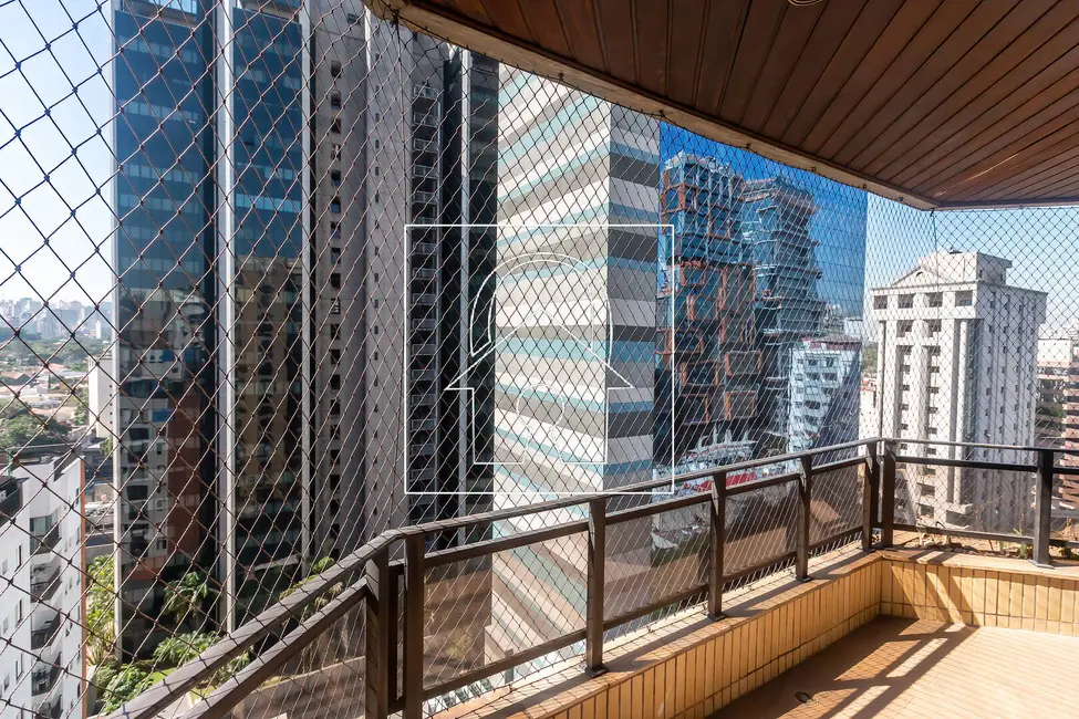 Foto 7 de Apartamento com 3 quartos para alugar, 240m2 em Itaim Bibi, São Paulo - SP