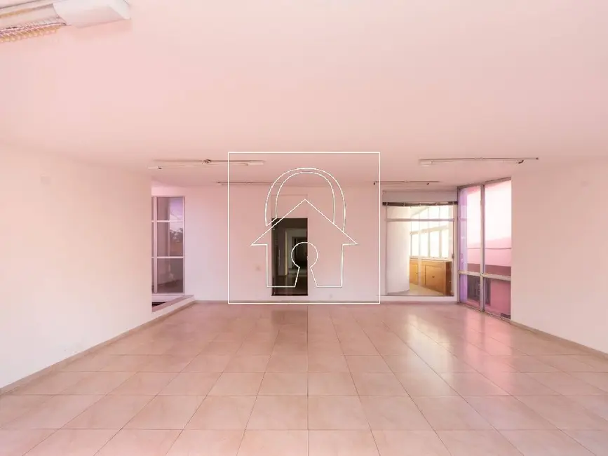 Casa com 3 quartos à venda, 563m2 em Aclimação, São Paulo - SP - imagem 1 Foto 1 de Casa com 3 quartos à venda, 563m2 em Aclimação, São Paulo - SP