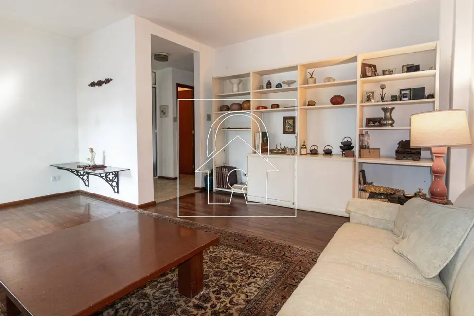 Sobrado com 5 quartos à venda, 209m2 em Moema, São Paulo - SP - imagem 4 Foto 4 de Sobrado com 5 quartos à venda, 209m2 em Moema, São Paulo - SP