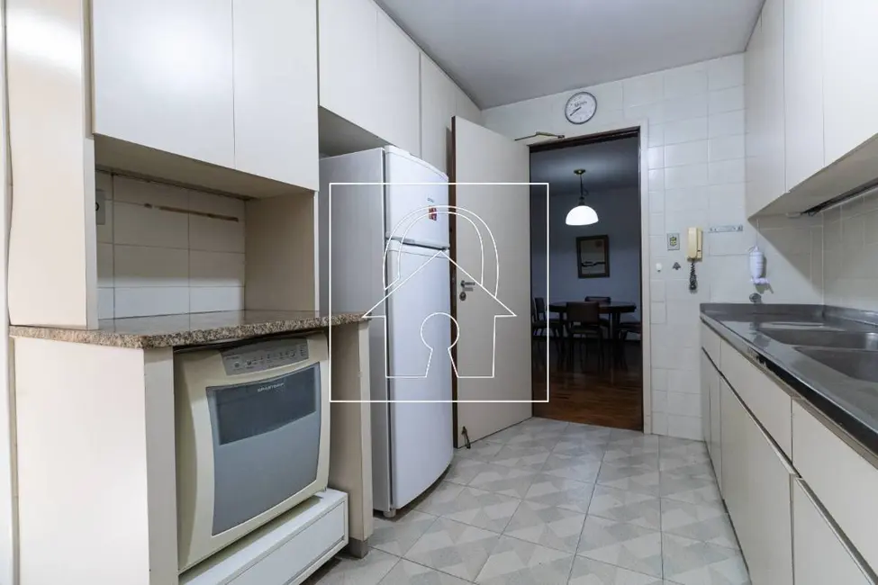 Sobrado com 5 quartos à venda, 209m2 em Moema, São Paulo - SP - imagem 9 Foto 9 de Sobrado com 5 quartos à venda, 209m2 em Moema, São Paulo - SP