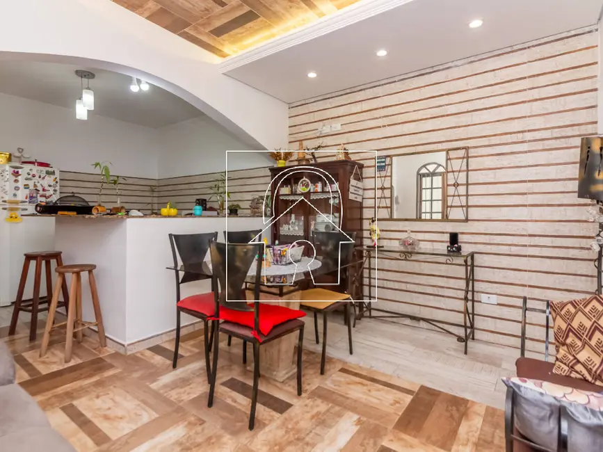 Sobrado com 5 quartos à venda, 200m2 em Vila Zat, São Paulo - SP - imagem 2 Foto 2 de Sobrado com 5 quartos à venda, 200m2 em Vila Zat, São Paulo - SP