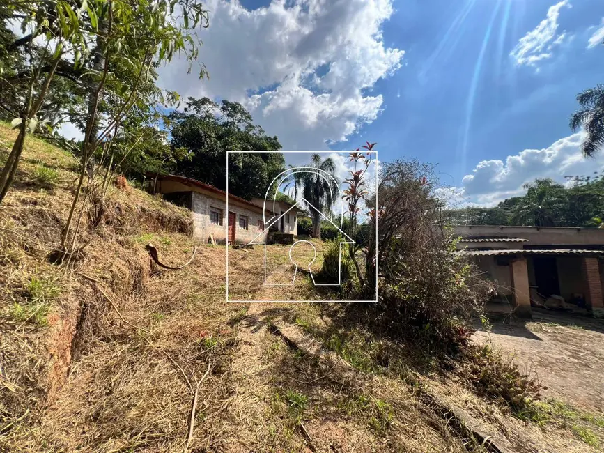 Chácara com 6 quartos à venda, 100m2 em Chácara Ivoturucaia, Campo Limpo Paulista - SP - imagem 2 Foto 2 de Chácara com 6 quartos à venda, 100m2 em Chácara Ivoturucaia, Campo Limpo Paulista - SP