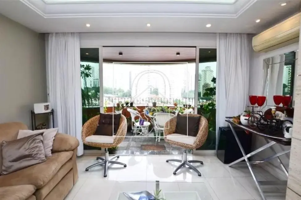 Apartamento com 4 quartos à venda, 193m2 em Campo Belo, São Paulo - SP - imagem 5 Foto 5 de Apartamento com 4 quartos à venda, 193m2 em Campo Belo, São Paulo - SP