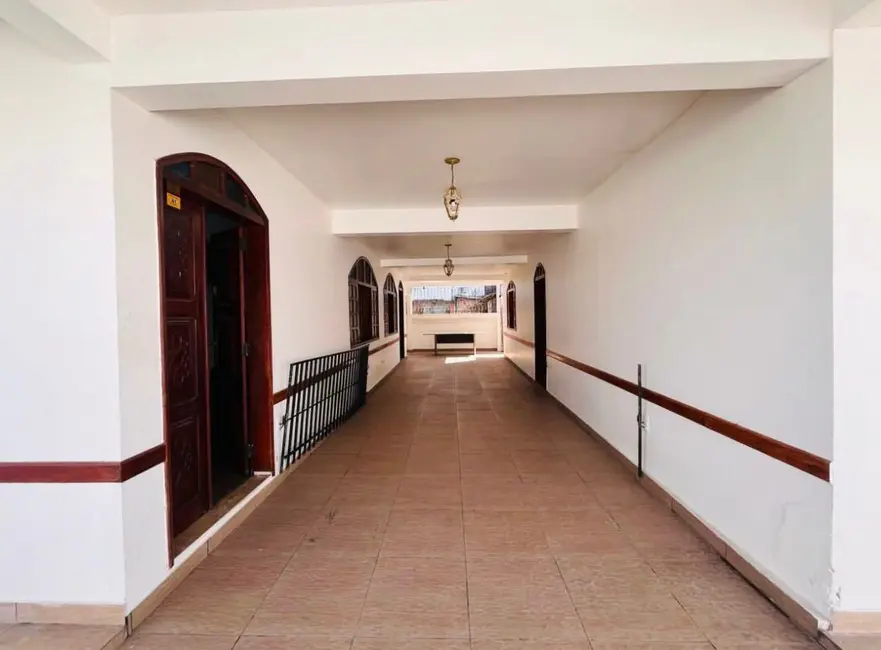 Casa com 6 quartos para alugar, 600m2 em Central, Macapa - AP - imagem 8 Foto 8 de Casa com 6 quartos para alugar, 600m2 em Central, Macapa - AP