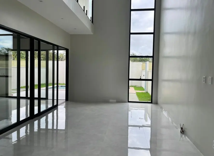 Foto 2 de Casa com 3 quartos à venda, 250m2 em Brasil Novo, Macapa - AP