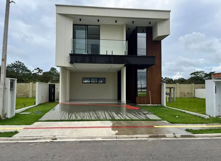 Foto 1 de Casa com 3 quartos à venda, 250m2 em Brasil Novo, Macapa - AP