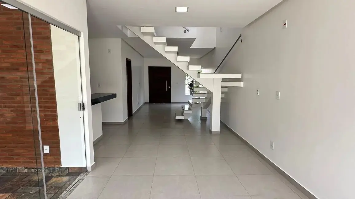Foto 12 de Casa com 4 quartos à venda, 250m2 em Universidade, Macapa - AP