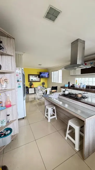 Foto 30 de Casa com 3 quartos à venda, 360m2 em Jardim Marco Zero, Macapa - AP