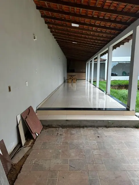 Foto 4 de Casa com 3 quartos à venda, 600m2 em Central, Santana - AP