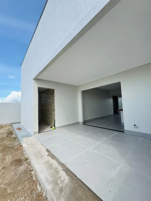Foto 2 de Casa com 3 quartos à venda, 250m2 em Marabaixo, Macapa - AP