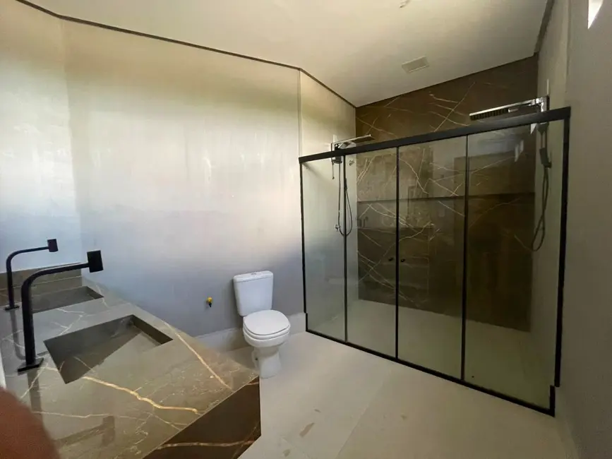Foto 2 de Casa com 3 quartos à venda, 260m2 em Renascer, Macapa - AP