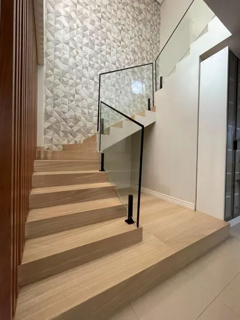 Foto 3 de Casa com 3 quartos à venda, 260m2 em Renascer, Macapa - AP