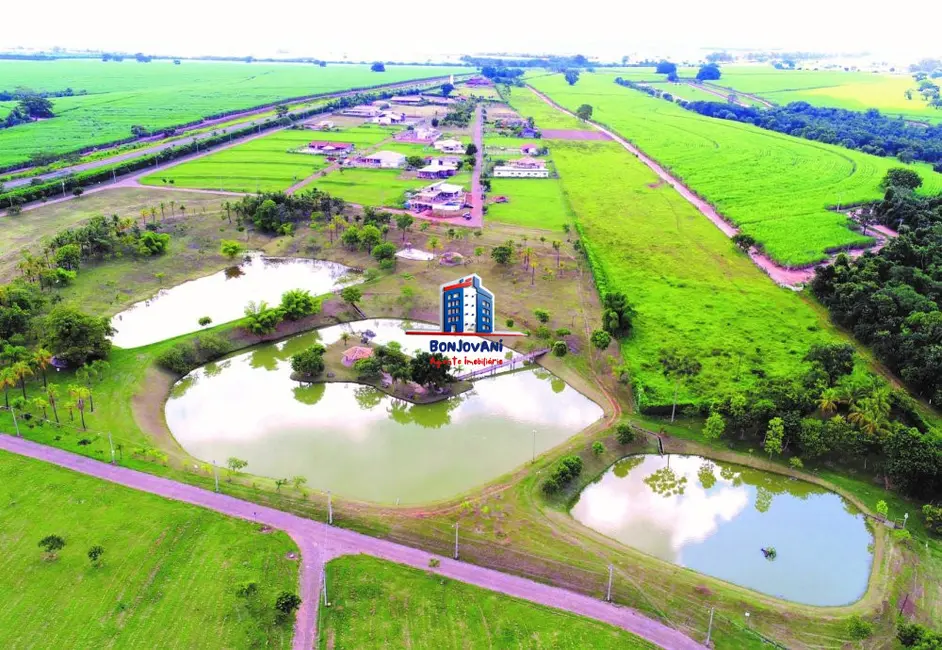 Foto 1 de Fazenda / Haras com 4 quartos à venda, 810m2 em Mendonca - SP