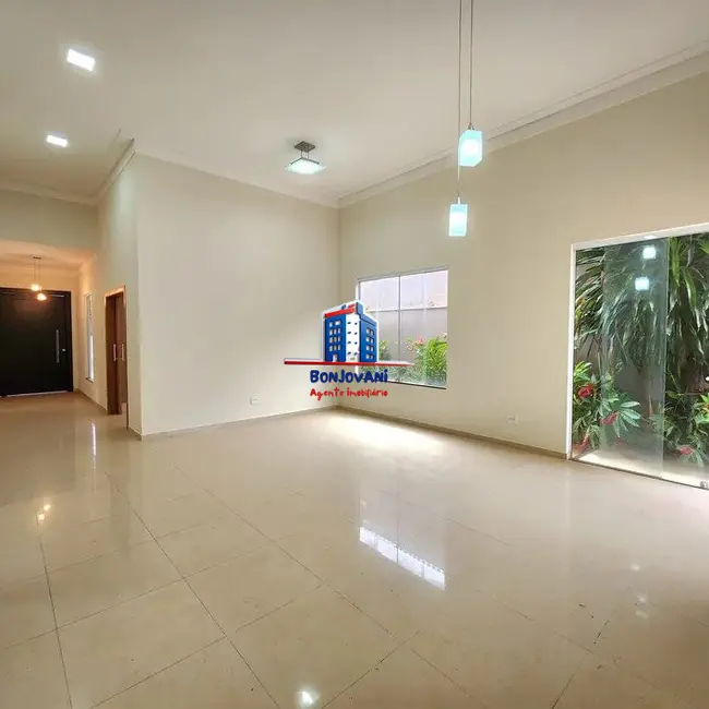 Foto 2 de Casa de Condomínio com 3 quartos à venda, 204m2 em Residencial Gaivota I, Sao Jose Do Rio Preto - SP