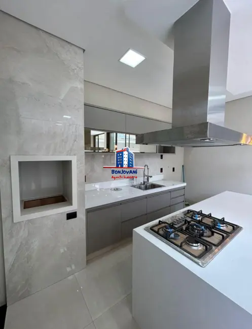 Casa de Condomínio com 3 quartos à venda, 223m2 em Residencial Gaivota I, Sao Jose Do Rio Preto - SP - imagem 8 Foto 8 de Casa de Condomínio com 3 quartos à venda, 223m2 em Residencial Gaivota I, Sao Jose Do Rio Preto - SP