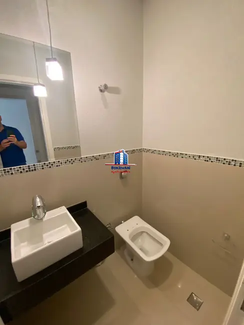 Casa de Condomínio com 3 quartos à venda, 240m2 em Residencial Gaivota I, Sao Jose Do Rio Preto - SP - imagem 3 Foto 3 de Casa de Condomínio com 3 quartos à venda, 240m2 em Residencial Gaivota I, Sao Jose Do Rio Preto - SP