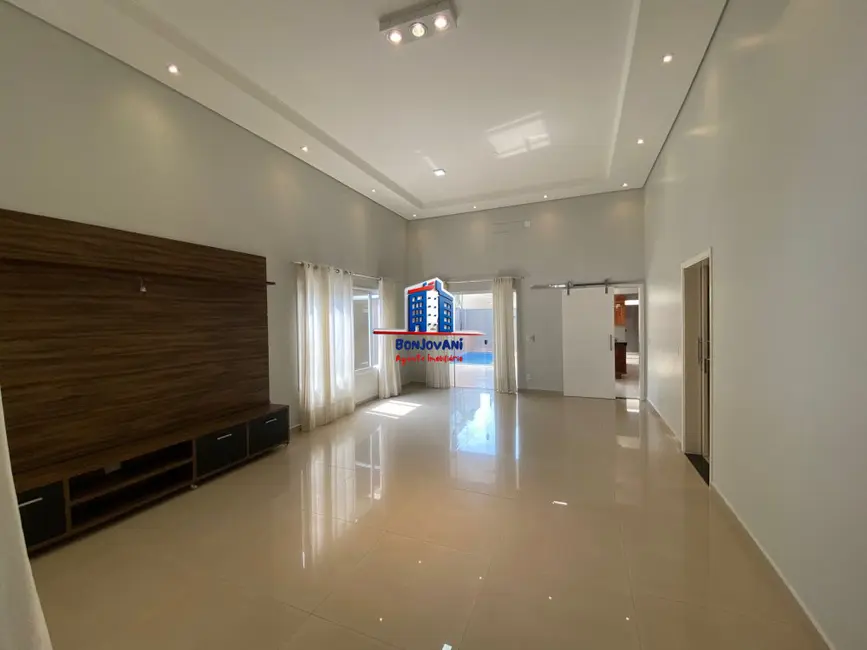 Casa de Condomínio com 3 quartos à venda, 240m2 em Residencial Gaivota I, Sao Jose Do Rio Preto - SP - imagem 6 Foto 6 de Casa de Condomínio com 3 quartos à venda, 240m2 em Residencial Gaivota I, Sao Jose Do Rio Preto - SP