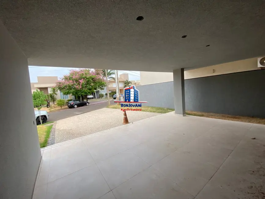 Casa de Condomínio com 3 quartos à venda, 240m2 em Residencial Gaivota I, Sao Jose Do Rio Preto - SP - imagem 7 Foto 7 de Casa de Condomínio com 3 quartos à venda, 240m2 em Residencial Gaivota I, Sao Jose Do Rio Preto - SP