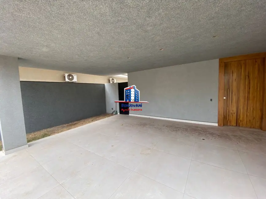 Casa de Condomínio com 3 quartos à venda, 240m2 em Residencial Gaivota I, Sao Jose Do Rio Preto - SP - imagem 8 Foto 8 de Casa de Condomínio com 3 quartos à venda, 240m2 em Residencial Gaivota I, Sao Jose Do Rio Preto - SP