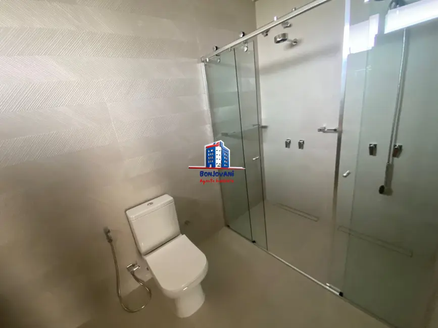 Casa de Condomínio com 3 quartos à venda, 240m2 em Residencial Gaivota I, Sao Jose Do Rio Preto - SP - imagem 4 Foto 4 de Casa de Condomínio com 3 quartos à venda, 240m2 em Residencial Gaivota I, Sao Jose Do Rio Preto - SP