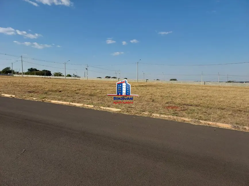 Foto 2 de Terreno / Lote à venda, 242m2 em Sao Jose Do Rio Preto - SP