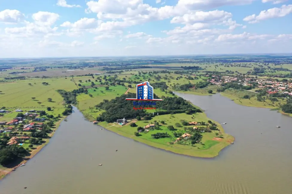 Foto 1 de Terreno / Lote à venda, 1900m2 em Fronteira - MG