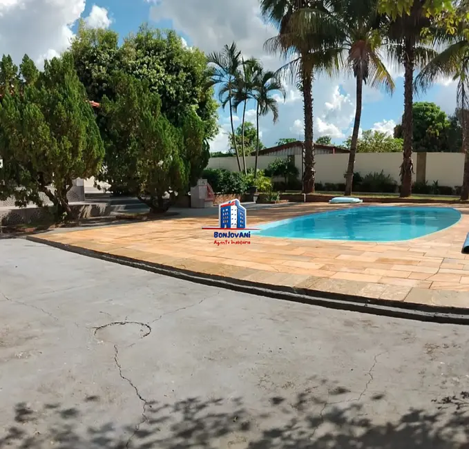 Foto 3 de Chácara com 4 quartos à venda, 300m2 em Residencial Vista Alegre II e III (Zona Rural), Sao Jose Do Rio Preto - SP