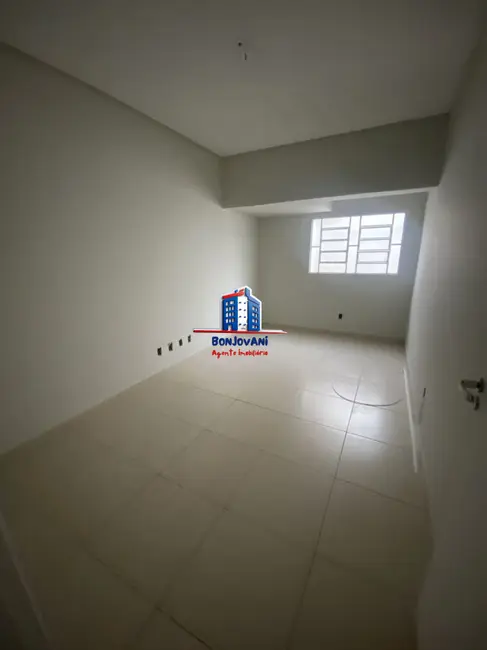 Sala Comercial à venda, 200m2 em Vila Redentora, Sao Jose Do Rio Preto - SP - imagem 9 Foto 9 de Sala Comercial à venda, 200m2 em Vila Redentora, Sao Jose Do Rio Preto - SP