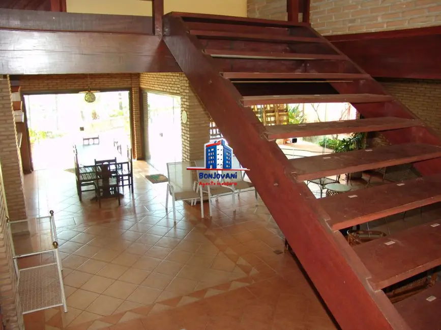 Fazenda / Haras com 4 quartos à venda, 480m2 em Fronteira - MG - imagem 4 Foto 4 de Fazenda / Haras com 4 quartos à venda, 480m2 em Fronteira - MG